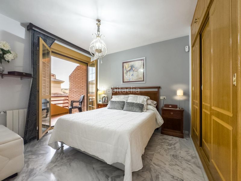 Foto c0a2ad2f-ae6a-4e58-8ace-01e8facaf26d. Casa amb calefacció aparcament piscina a San Francisco - El Chorrillo Gabias (Las)