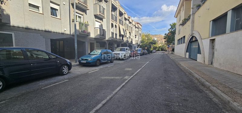 Foto da7ad706-4ceb-4838-bf13-ff04fe30821c. Aparcament cotxe a Camino de los Neveros - Serrallo Granada