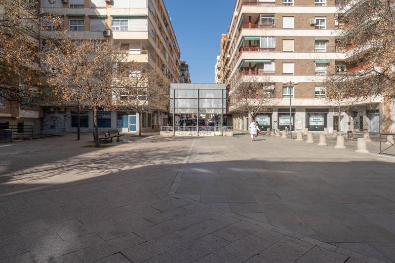 Foto 3f0c843f-3513-4f61-93e7-7b6964d4fa53. Piso  en san juan de letran en Plaza de Toros Granada