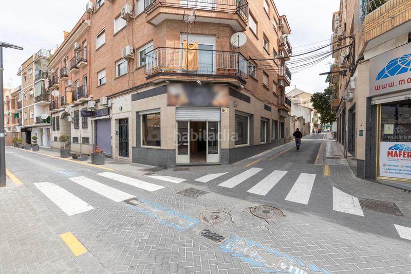 Foto d7e6840a-ab61-4f56-81a7-fee7e96d0a0b. Local commercial dans calle calle de miguel hernández 1 dans Maracena