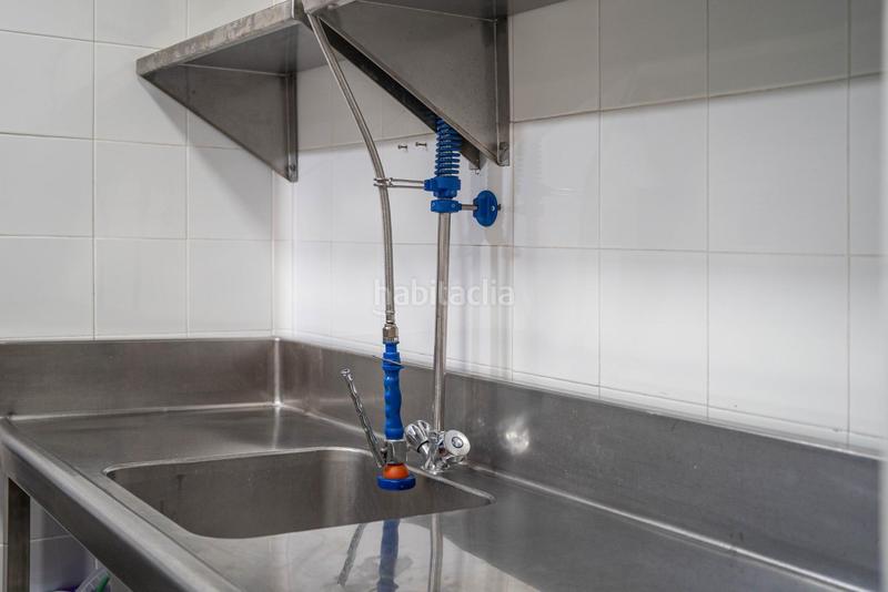 Foto 30296e83-58dc-4626-92f4-366f99b13b20. Geschäftsraum in calle profesor francisco dalmau 11 in Granada