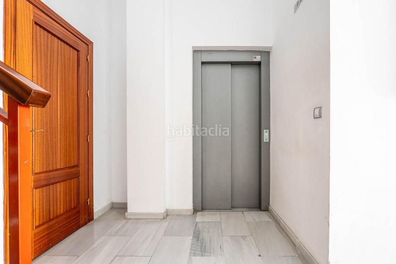Foto 39b56726-fe0b-4f96-913c-7dd6826717bd. Piso  en calle antonia mercé en Angustias - Chana - Encina Granada