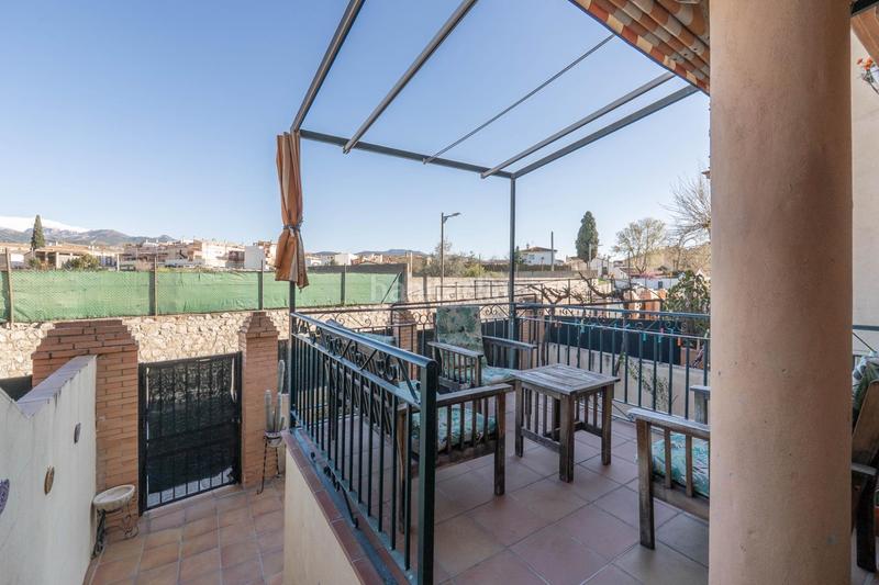 Foto 5f7003ab-f5f3-4f32-a9bb-8095c1074e32. Casa adosada chalet adosado en ogijares en Ogíjares