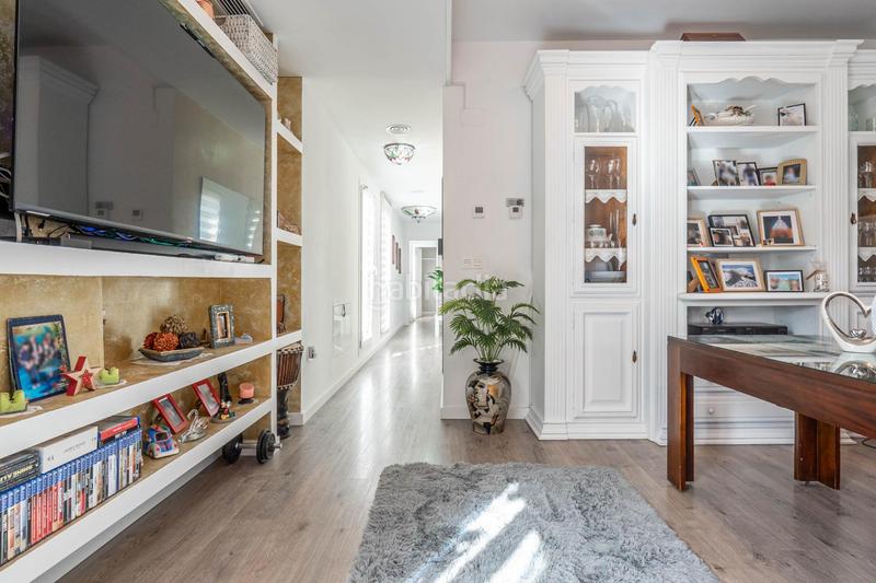 Foto 69b4b02a-49eb-4596-aa8f-0dc5d9883f4c. Ático exclusivo ático con 97 m2 de terraza y vistas a sierra nevada en barrio periodistas en Granada