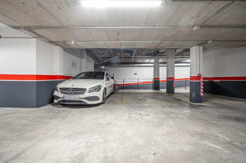 Foto bb9152a1-8161-446f-9837-019223cd19de. Ático exclusivo ático con 97 m2 de terraza y vistas a sierra nevada en barrio periodistas en Granada