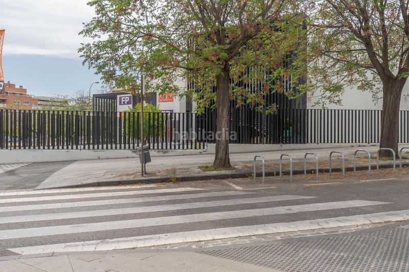 Foto c4c177b9-9489-418e-bdee-88f30a1b8b73. Ático exclusivo ático con 97 m2 de terraza y vistas a sierra nevada en barrio periodistas en Granada
