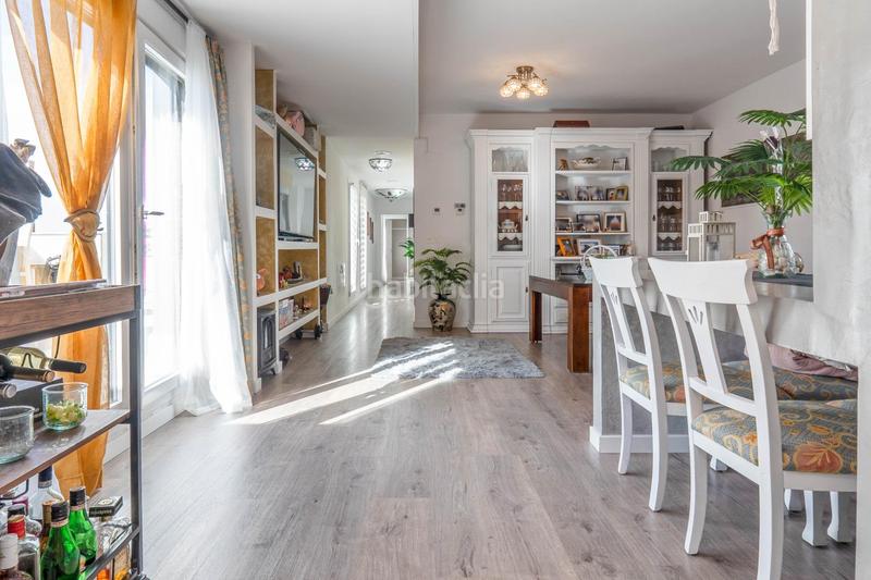 Foto dd6248d5-ee66-4d32-a0a5-db3e1eaa2d44. Ático exclusivo ático con 97 m2 de terraza y vistas a sierra nevada en barrio periodistas en Granada