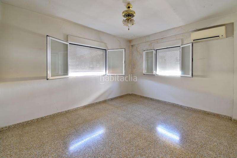 Foto e4c30135-e594-4ecf-8634-a2bc00f508bb. Casa amb aparcament a Maracena