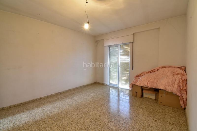 Foto ef02ee53-c44a-4c94-9366-ff3d923e31fa. Casa amb aparcament a Maracena