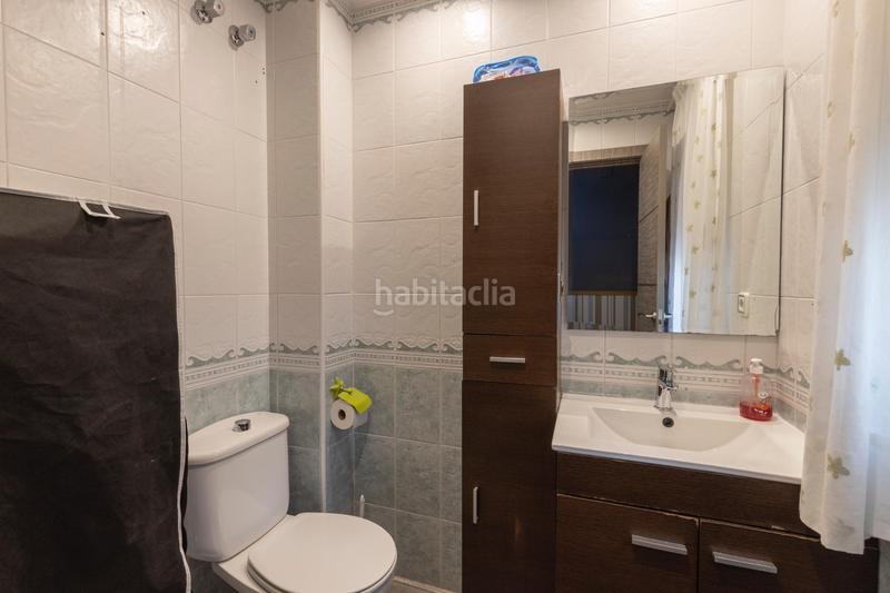 Foto f0375d68-82e9-48a8-9fad-18ca75963c78. Casa adosada amplio adosado de dos plantas en una de las mejores zonas . en Maracena