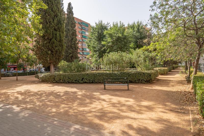 Foto 01927d62-6c83-47d1-968d-6db52088d55f. Piso en calle agustin lara 5 aqui esta la vivienda que esperabas, vergeles piso reformado con plaza de aparcamiento y trastero en Granada