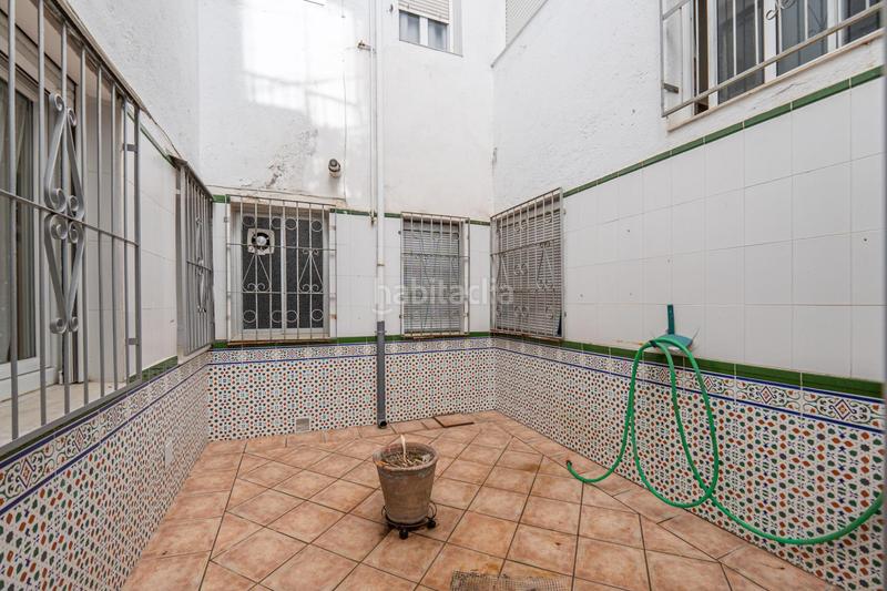 Foto 2f296a9b-cc7b-4392-8d01-535606616105. Piso en calle agustin lara 5 aqui esta la vivienda que esperabas, vergeles piso reformado con plaza de aparcamiento y trastero en Granada
