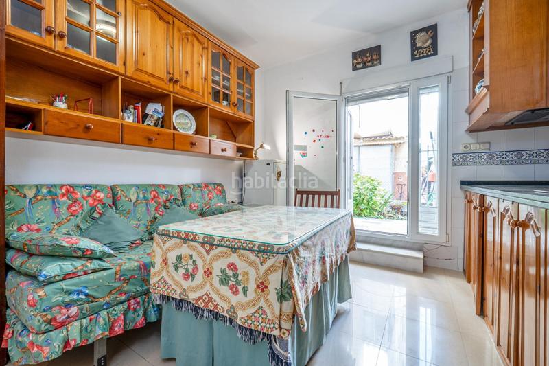 Foto 52e76815-3f7e-460e-989f-a0312480bf08. Piso en calle agustin lara 5 aqui esta la vivienda que esperabas, vergeles piso reformado con plaza de aparcamiento y trastero en Granada