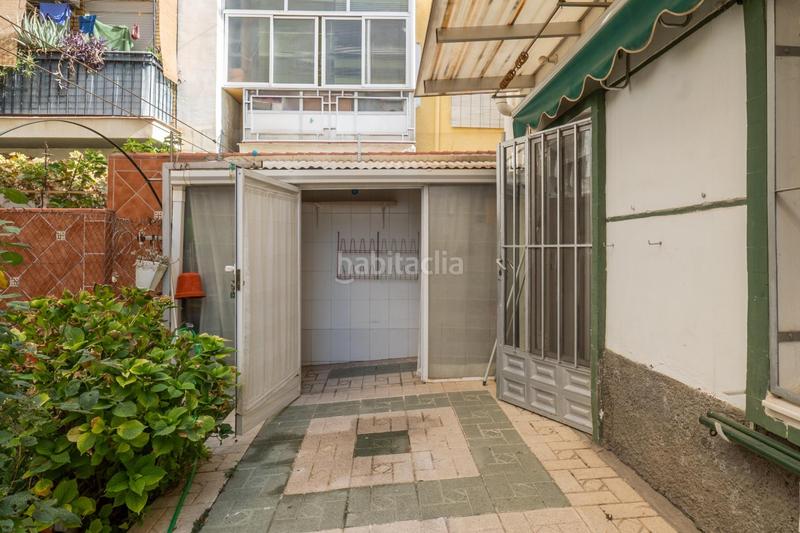 Foto 6d46adb3-e07b-42a7-9152-ebf15aeb1de4. Piso en calle agustin lara 5 aqui esta la vivienda que esperabas, vergeles piso reformado con plaza de aparcamiento y trastero en Granada