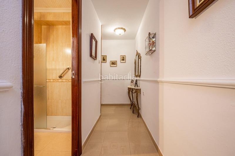 Foto 71fe64ac-6c14-403a-b39c-820bb13a1194. Piso en calle agustin lara 5 aqui esta la vivienda que esperabas, vergeles piso reformado con plaza de aparcamiento y trastero en Granada