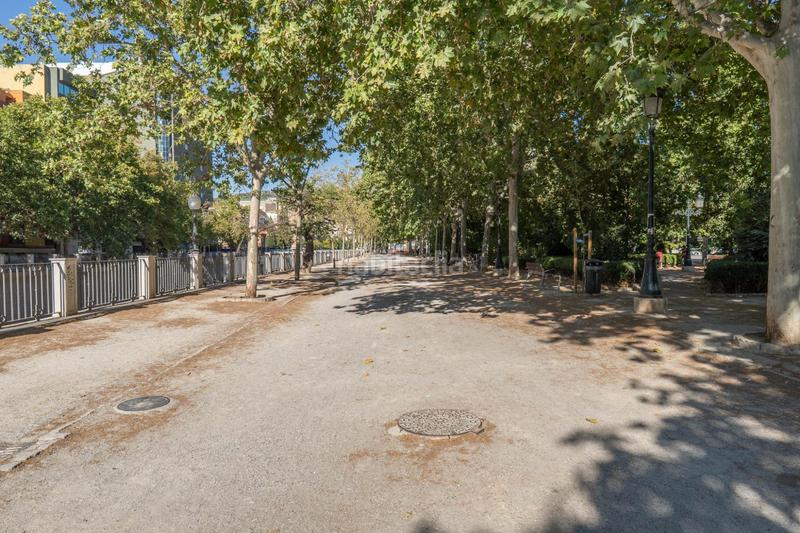 Foto 9a6e0022-ed34-4c4c-b737-a6cfe9455160. Piso en calle agustin lara 5 aqui esta la vivienda que esperabas, vergeles piso reformado con plaza de aparcamiento y trastero en Granada