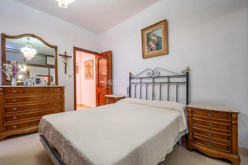 Foto ee31340a-9086-48fc-af26-7a97b3560332. Piso en calle agustin lara 5 aqui esta la vivienda que esperabas, vergeles piso reformado con plaza de aparcamiento y trastero en Granada