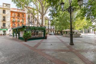 Piso en Plaza plaza del campillo 5. Espectacular piso en granada  centro.