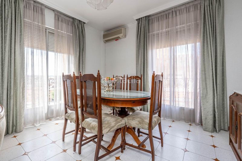 Foto 03693f7d-9442-4496-a660-de0b3a4394c1. Casa edificio en venta oportunidad de inversión en Guadix