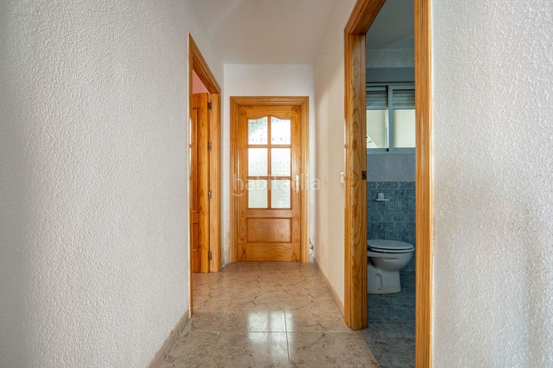 Foto 25ccc318-f5fc-4be7-8da1-7f5e51cc3d8a. Casa edificio en venta oportunidad de inversión en Guadix