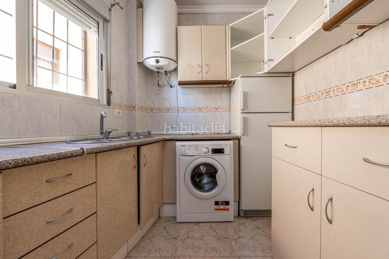 Foto 3f666694-8990-41a7-a003-5a3c2b4ac594. Casa edificio en venta oportunidad de inversión en Guadix