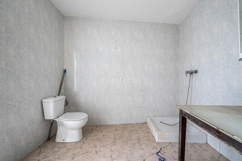 Foto 566b3b9f-3162-401f-bb14-b0f04b3d5a82. Casa edificio en venta oportunidad de inversión en Guadix