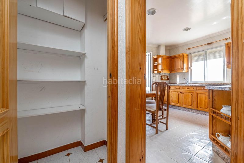 Foto 68421591-7cee-4762-a6d0-0bd49ee19527. Casa edificio en venta oportunidad de inversión en Guadix