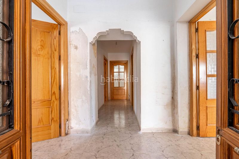 Foto 851c87e9-37ca-4acf-8ad3-548c7490bd5a. Casa edificio en venta oportunidad de inversión en Guadix