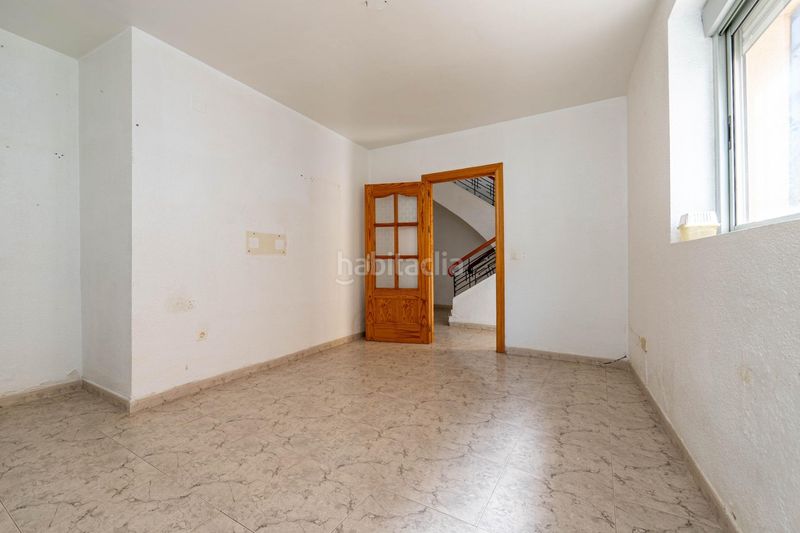 Foto dc40c4ae-d33f-409a-9a0e-91b568dacb41. Casa edificio en venta oportunidad de inversión en Guadix