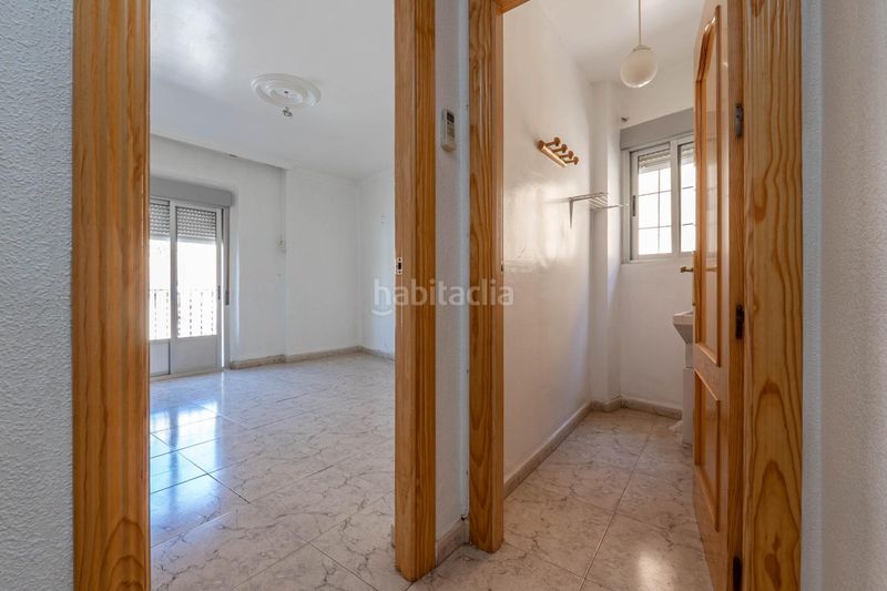 Foto e79e6a1a-7943-4518-9475-573405936d73. Casa edificio en venta oportunidad de inversión en Guadix