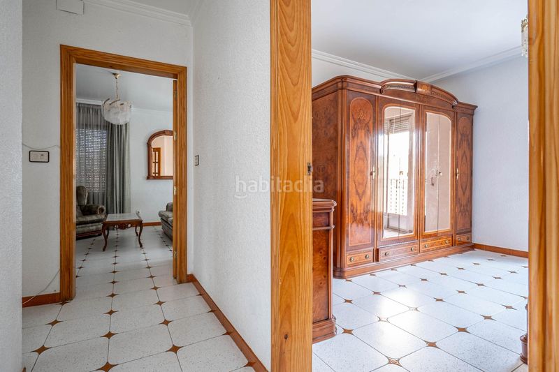 Foto eac24863-c084-43e3-99ad-7f00e07e704a. Casa edificio en venta oportunidad de inversión en Guadix