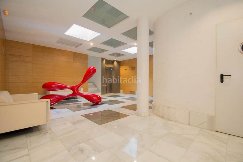 Foto d9d571b5-3320-4c32-97b0-f86b1e181a00. Piso unico en carrera de la virgen en San Matías - Realejo Granada