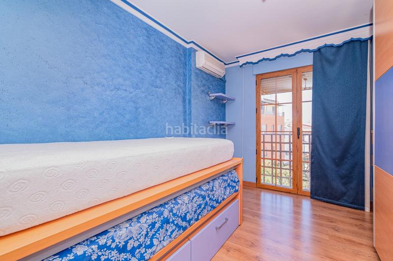 Foto c5e7d227-5a0c-4d12-8e07-323f6ec9ea1f. Casa adosada casoplon en el zaidin en Barrio de Zaidín Granada