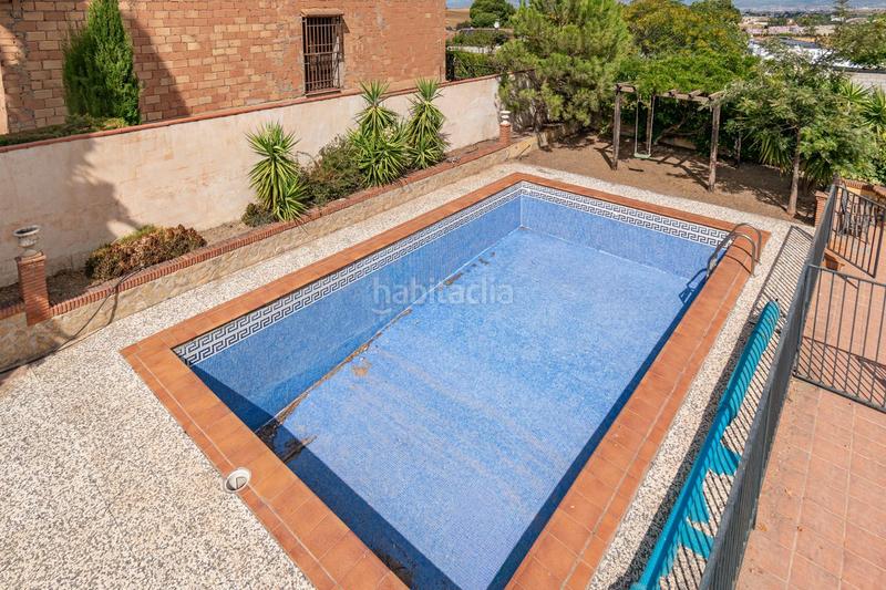 Foto 0b716eea-ee5d-4375-b850-c7d5f8b992e8. Chalet con riscaldamento parcheggio piscina in Villa de Otura