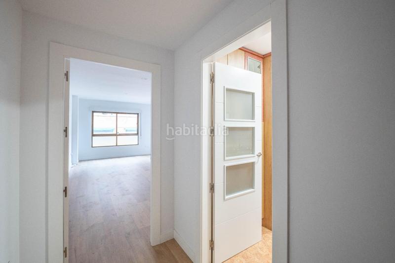 Foto 5c285032-3de0-412d-b984-bbbeede7523b. Piso  reformado con cochera junto recogidas en Granada