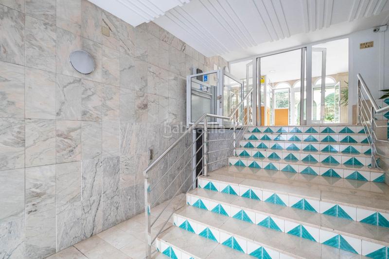 Foto dd7b7f70-b960-45fe-b4cd-cba8846a9cbc. Piso  reformado con cochera junto recogidas en Granada