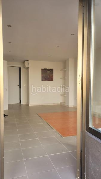 Foto 1d3d83c0-bd6c-44ae-a263-09d26746bac6. Rent business premise in Bola de Oro Granada