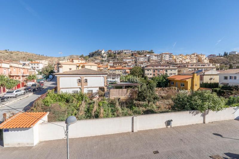 Foto 55c5b91f-2361-4bac-8c40-3beaa8457ff3. Casa aparellada amb calefacció aparcament piscina a Granada