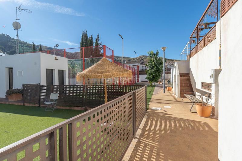 Foto 7af06a2f-f3bf-4f4f-b63b-a3154697e600. Casa aparellada amb calefacció aparcament piscina a Granada