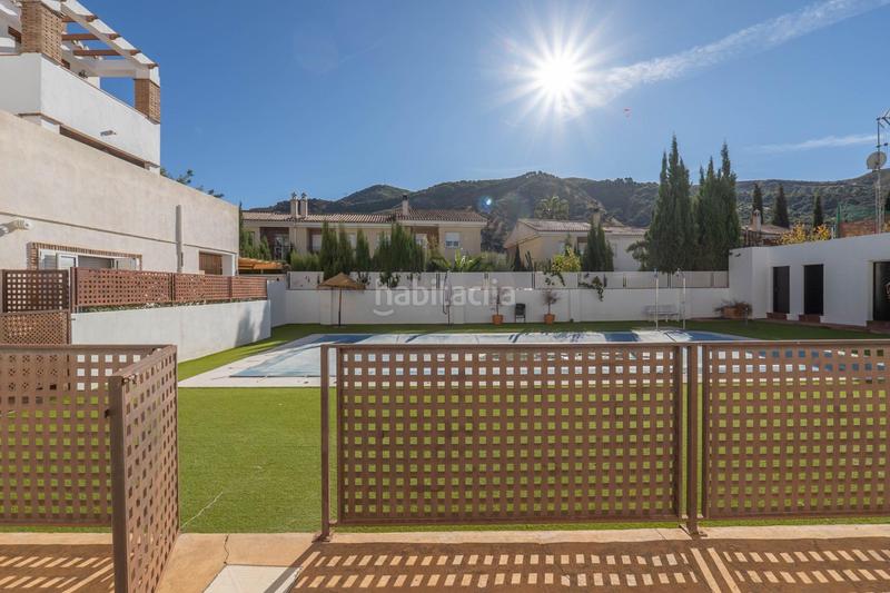 Foto d17877f9-5e6f-4500-8a38-d333e3cb037d. Casa aparellada amb calefacció aparcament piscina a Granada