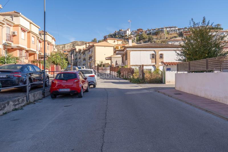 Foto e361db8c-27e5-4918-8e2e-cfbcd9c25585. Casa aparellada amb calefacció aparcament piscina a Granada