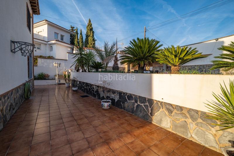 Foto 199190da-9a7d-4fa0-86c6-cd3faa88814d. Chalet with parking in Huétor Vega