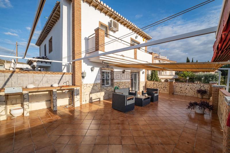 Foto 3f176a3c-3848-4ba3-b81c-6e7950e44462. Chalet with parking in Huétor Vega