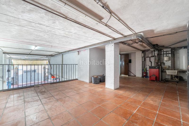 Foto 48e4135d-4e8a-41e8-8117-222976ce28f1. Chalet with parking in Huétor Vega