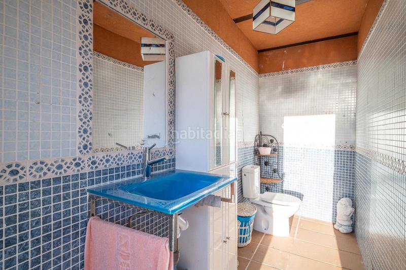 Foto a6f909d4-64b2-4355-a736-4e3992d14d71. Chalet with parking in Huétor Vega