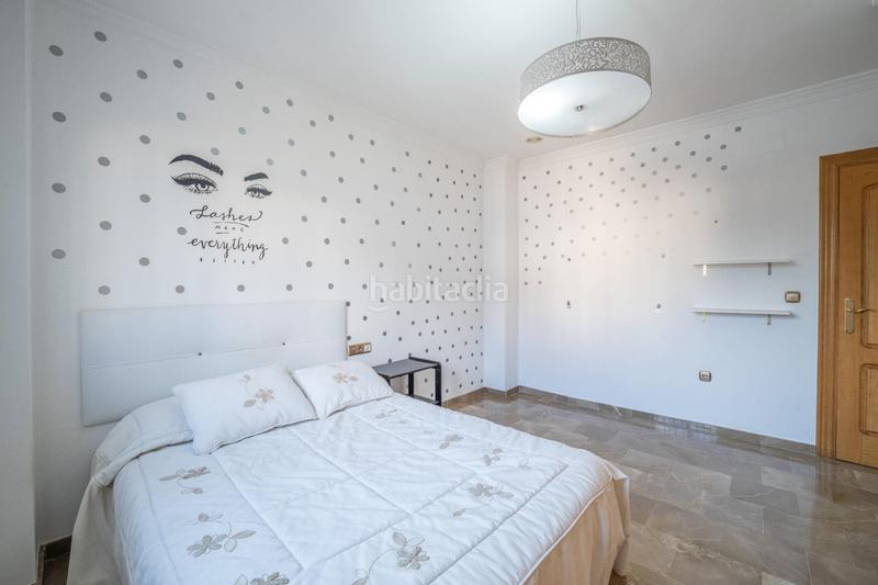 Foto b62fd190-a956-42eb-88d6-596cb71977db. Chalet with parking in Huétor Vega