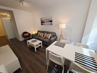 Rent Flat  Calle recogidas. Elegante piso en alquiler en el corazón de granada  zona recogid