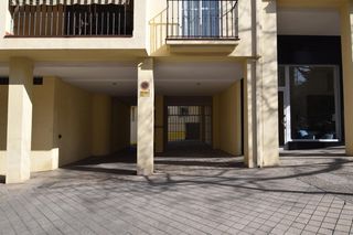 Affitto Posto auto  Camino camino real de los neveros. Plaza de garaje en alquiler en la zona de bola de oro, granada.