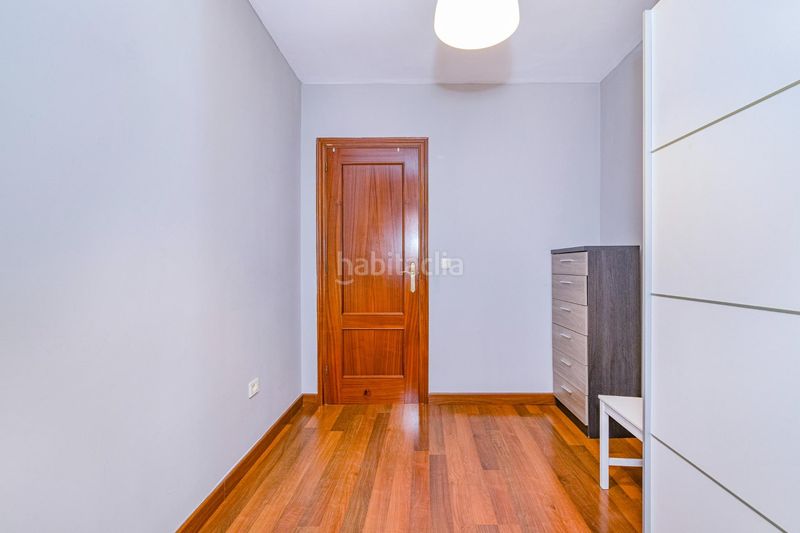 Foto 7849f7a6-0bea-4e36-8642-fdfae4e9926f. Pis a La Zubia Ciudad Zubia (La)