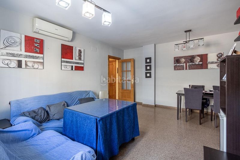 Foto b52facf8-ed86-4603-8d55-f8de9367b323. Pis amb calefacció aparcament piscina a Residencial Triana - Barrio Alto Gabias (Las)